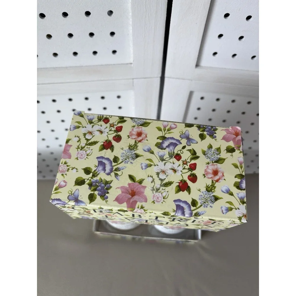 Crabtree &‎ Evelyn Summer Hill Gift Set Hand Wash and Hand Lotion 16.9 floz Pump